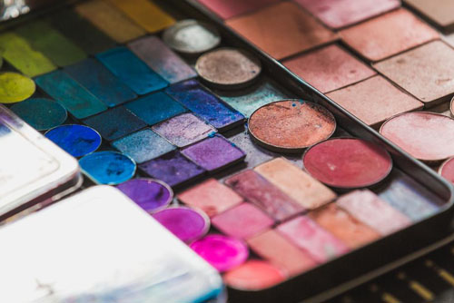 eyeshadow and blush palette 925x