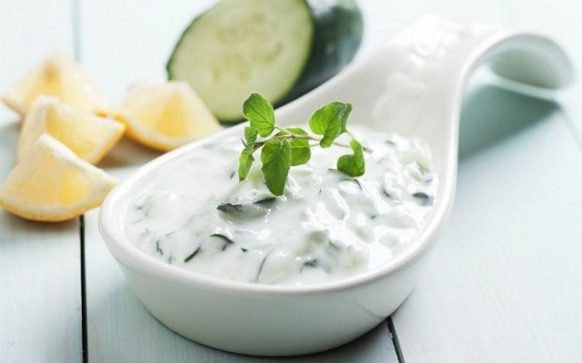 eikona 1 tzatziki