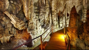 Δικταίο Άντρο - Σπηλιά του Δία