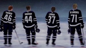 &quot;Η συμφωνία&quot; Off Campus series, Βιβλίο 1 από την Elle Kennedy